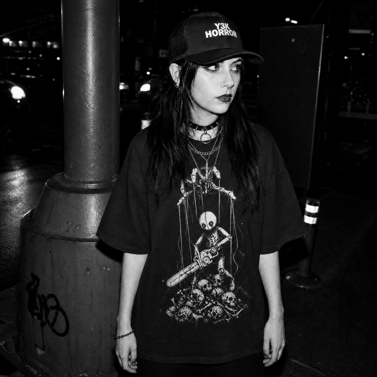 Evil Puppet - Horror T-Shirt