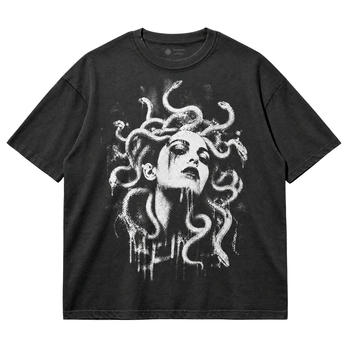 Medusa T-Shirt - Grunge Mythic Graphic Tee