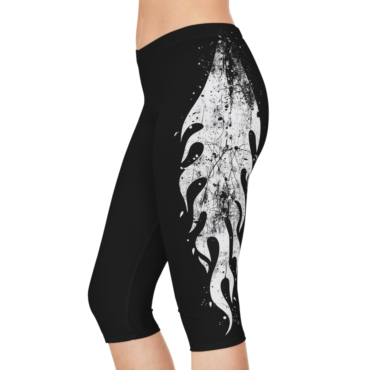 Capri Leggings - White Grunge Flames