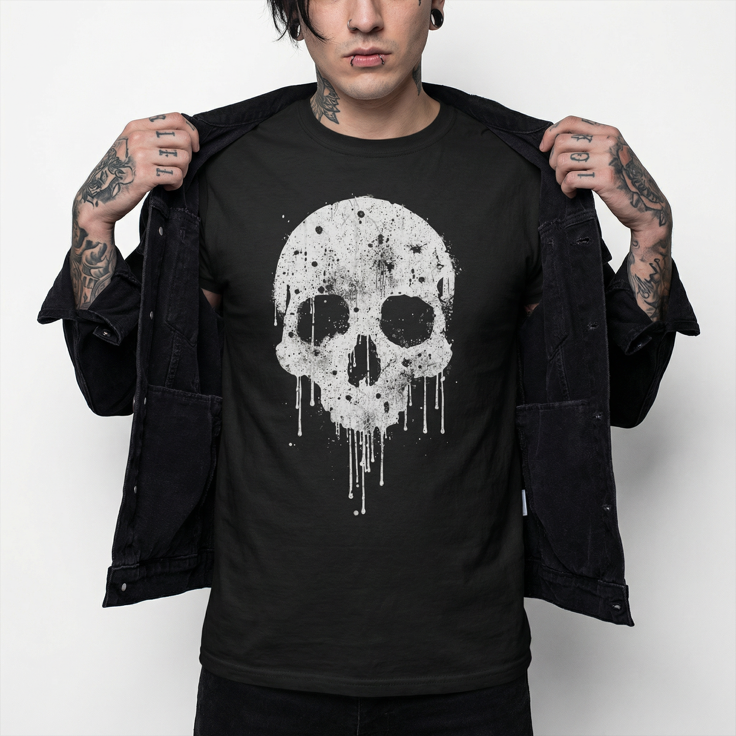 Dripping Skull – Grunge Gothic Minimalist T-Shirt